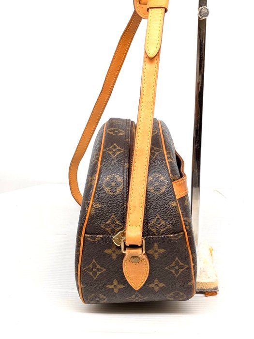 Louis Vuitton Blois Monogram Crossbody Bag