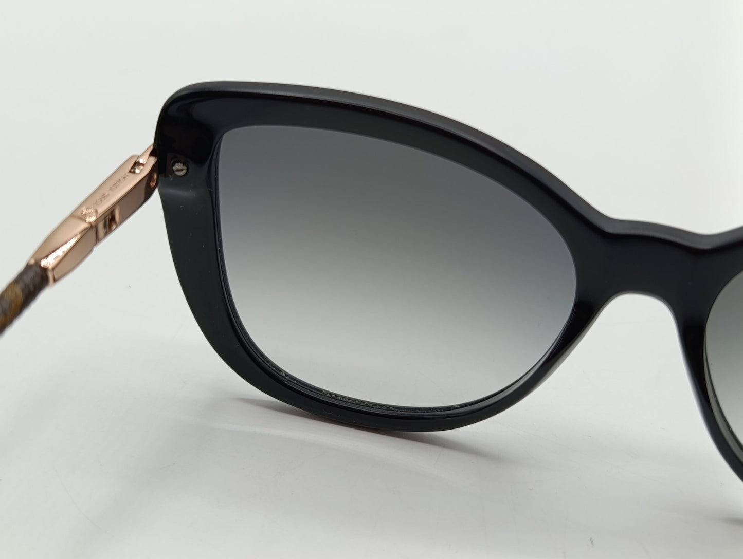 Louis Vuitton Charlotte Monogram Sunglasses Z0781W Black Designer Shades