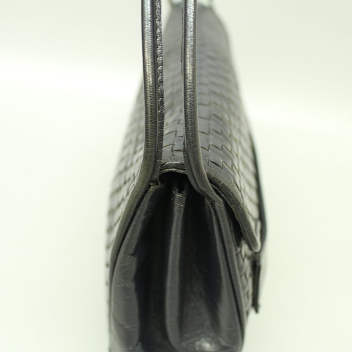 Fendi Vintage Woven Leather Shoulder Bag – Black & Deep Blue
