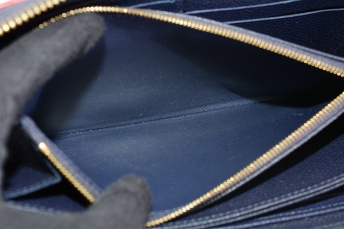 Louis Vuitton Zippy Wallet in Blue Empreinte Leather