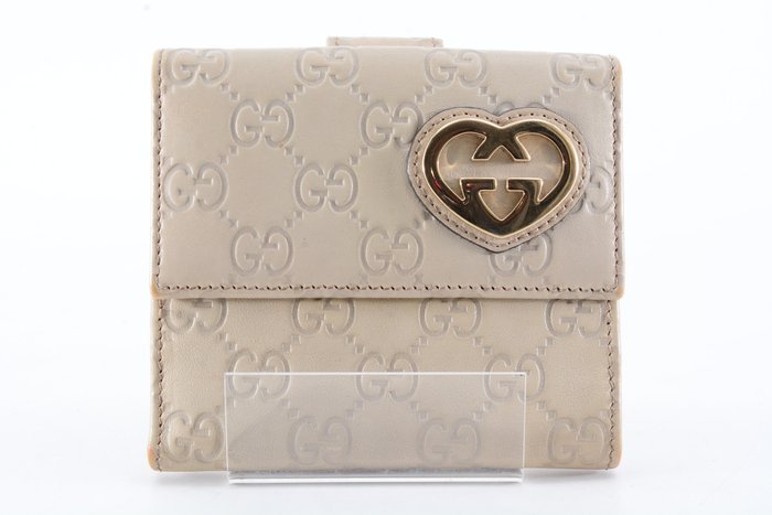 Gucci Guccissima Leather Wallet in Beige
