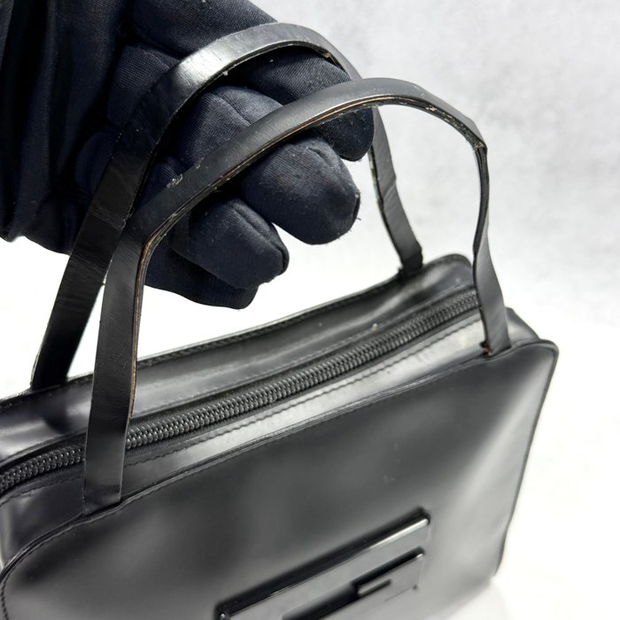 Gucci Black Leath Tote bag – G-Shaped Plaque