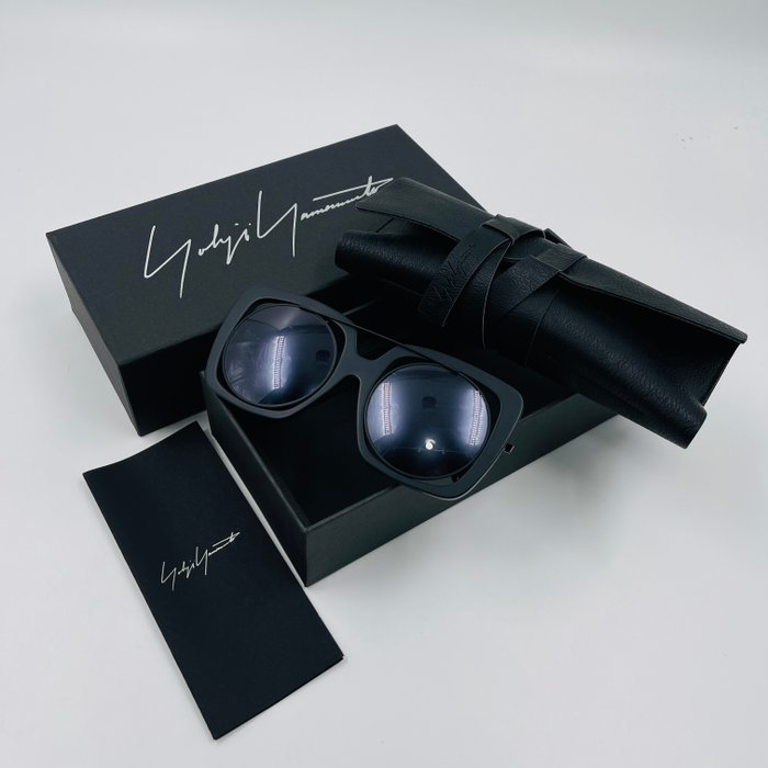 Yohji Yamamoto YY7009 Designer Sunglasses – Black, Unisex