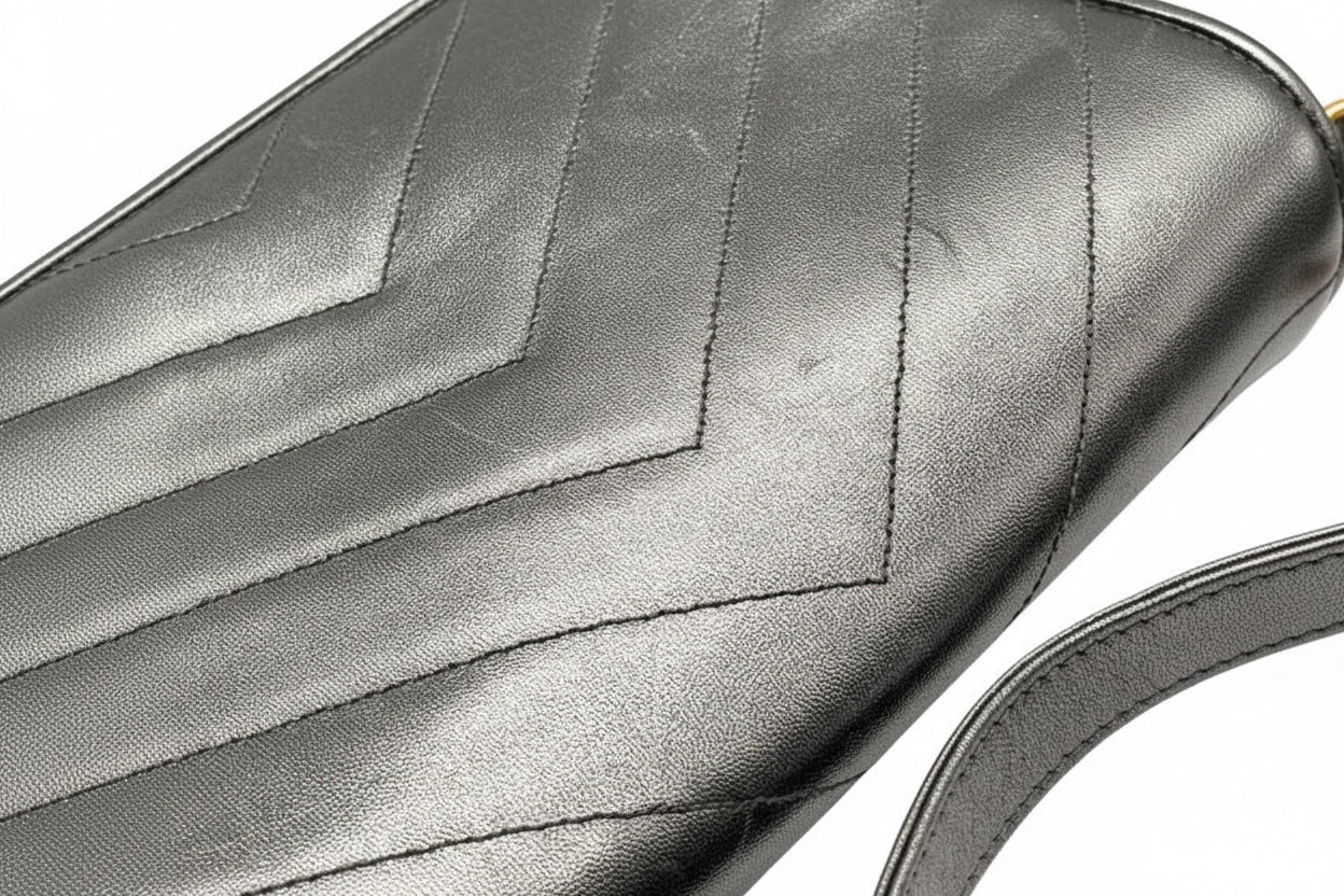 Sac porté épaule Yves Saint Laurent métallisé