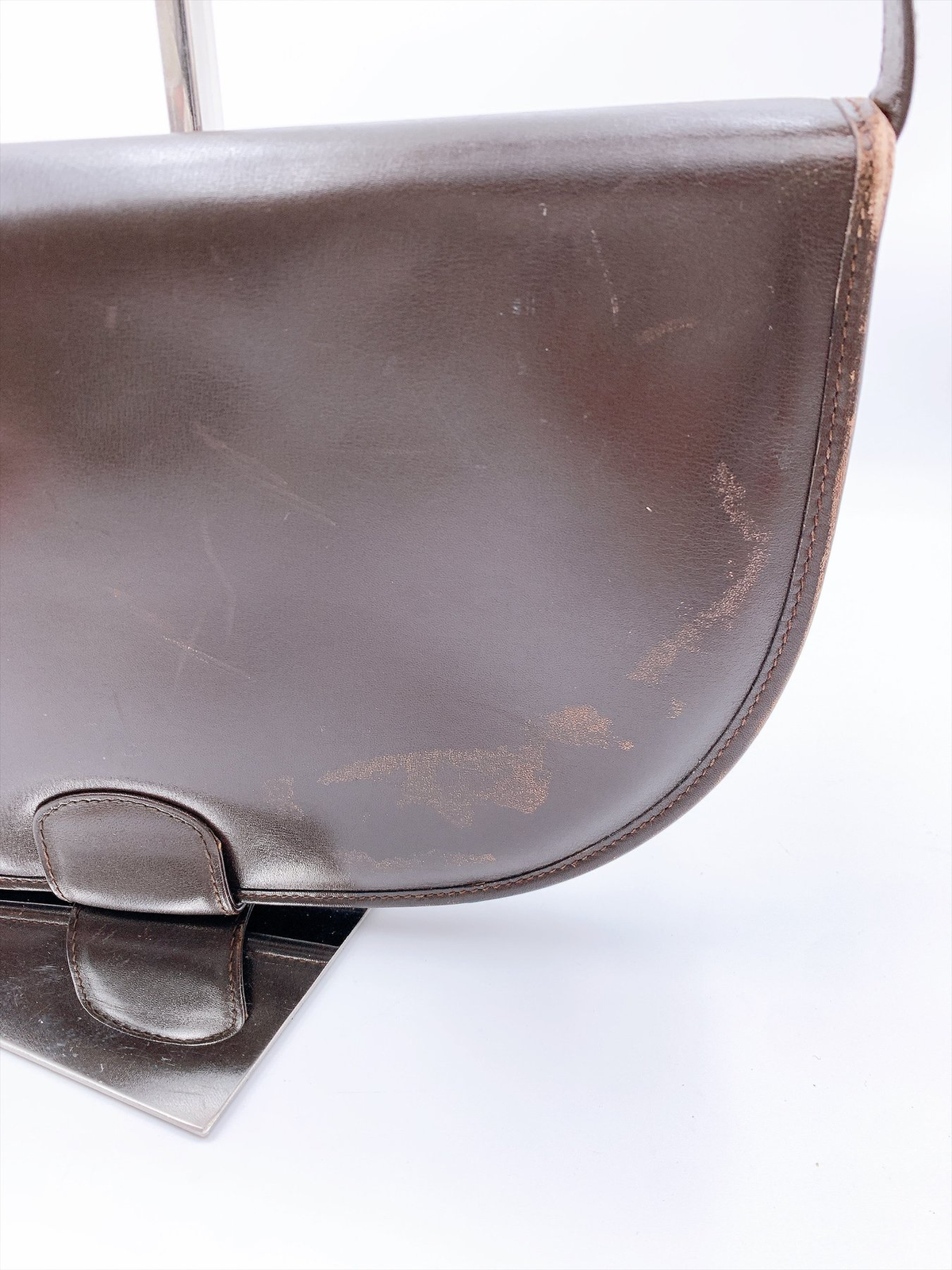 Gucci Vintage Brown Leather Shoulder Bag with Interlocking G Clasp