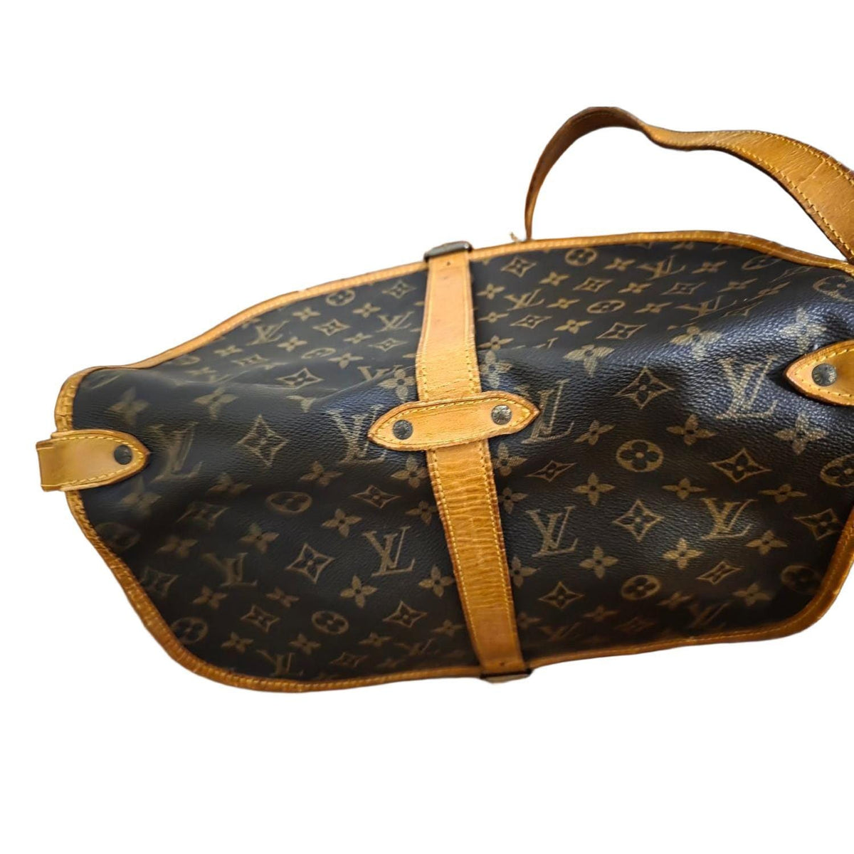 Louis Vuitton brown messenger bag Monogram canvas with vachetta leather trims and gold hardware.