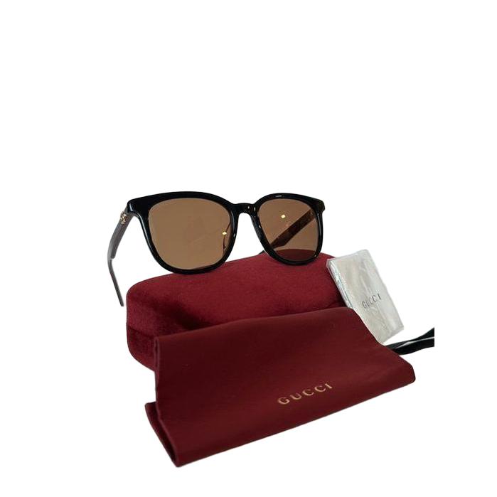 Gucci multicolour sunglasses with sleek frame and logo detail, excellent condition.