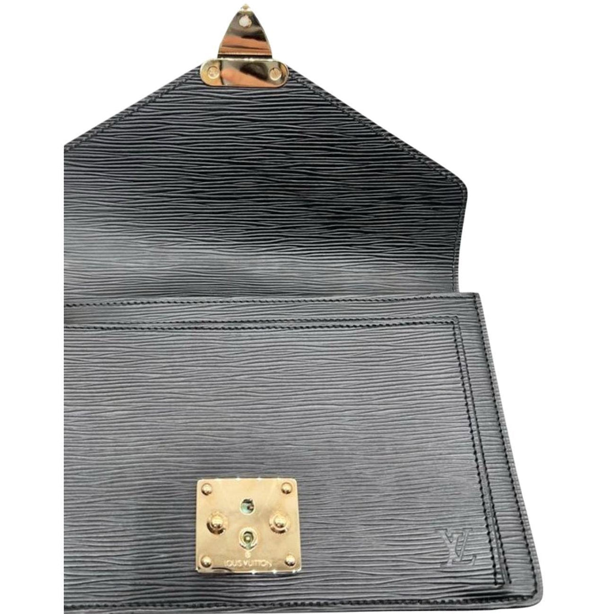 Louis Vuitton black clutch textured Epi leather gold-plated hardware vintage style
