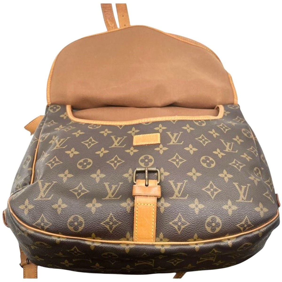 Louis Vuitton brown messenger bag Monogram canvas with vachetta leather trims and gold hardware.