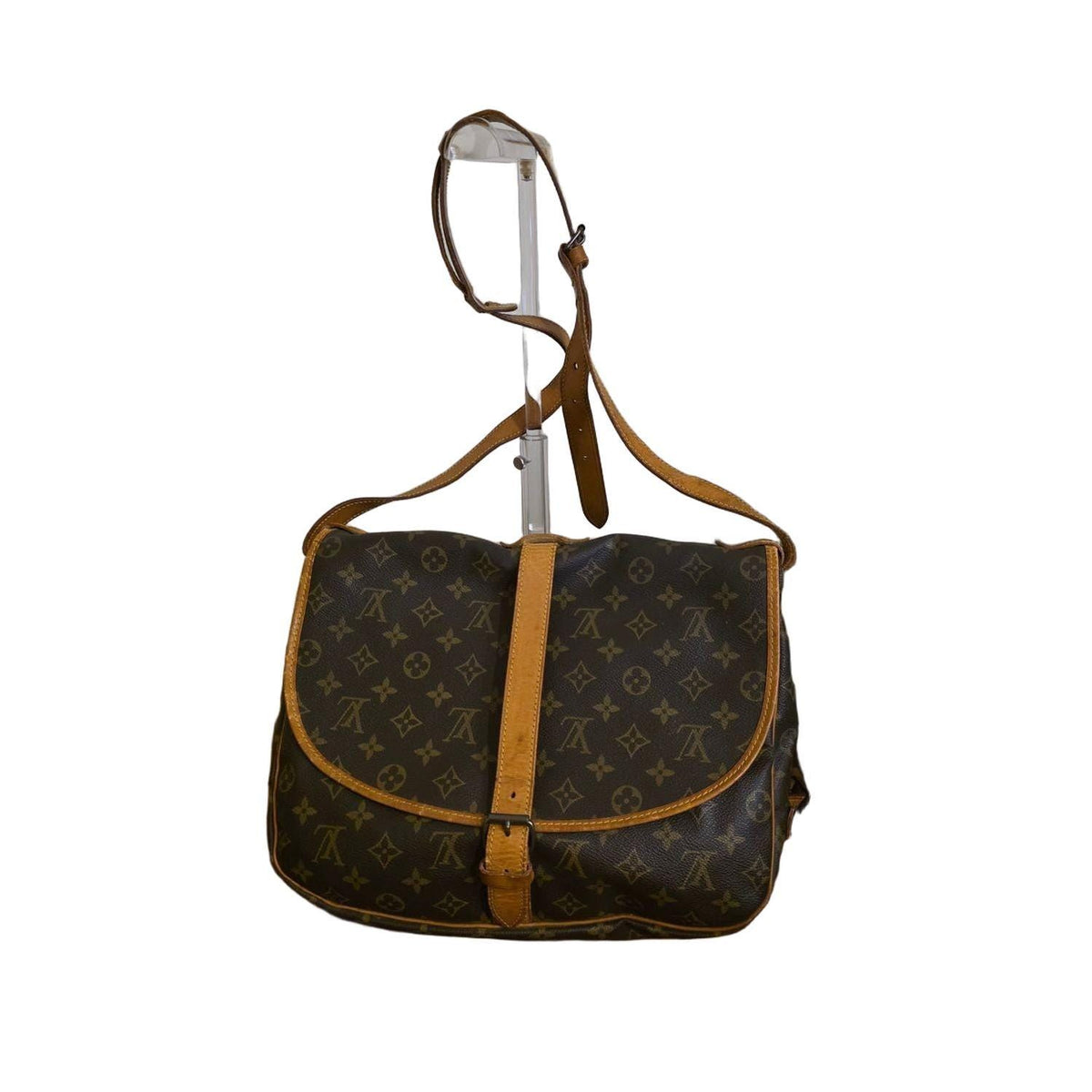 Louis Vuitton brown messenger bag Monogram canvas with vachetta leather trims and gold hardware.