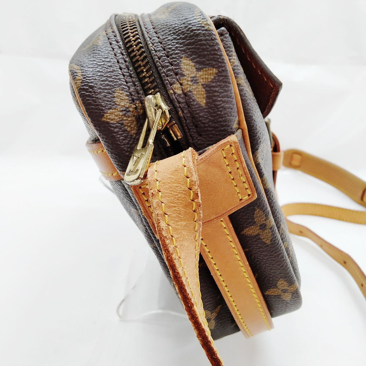 Louis Vuitton Jeune Fille MM Monogram Shoulder Bag – Brown