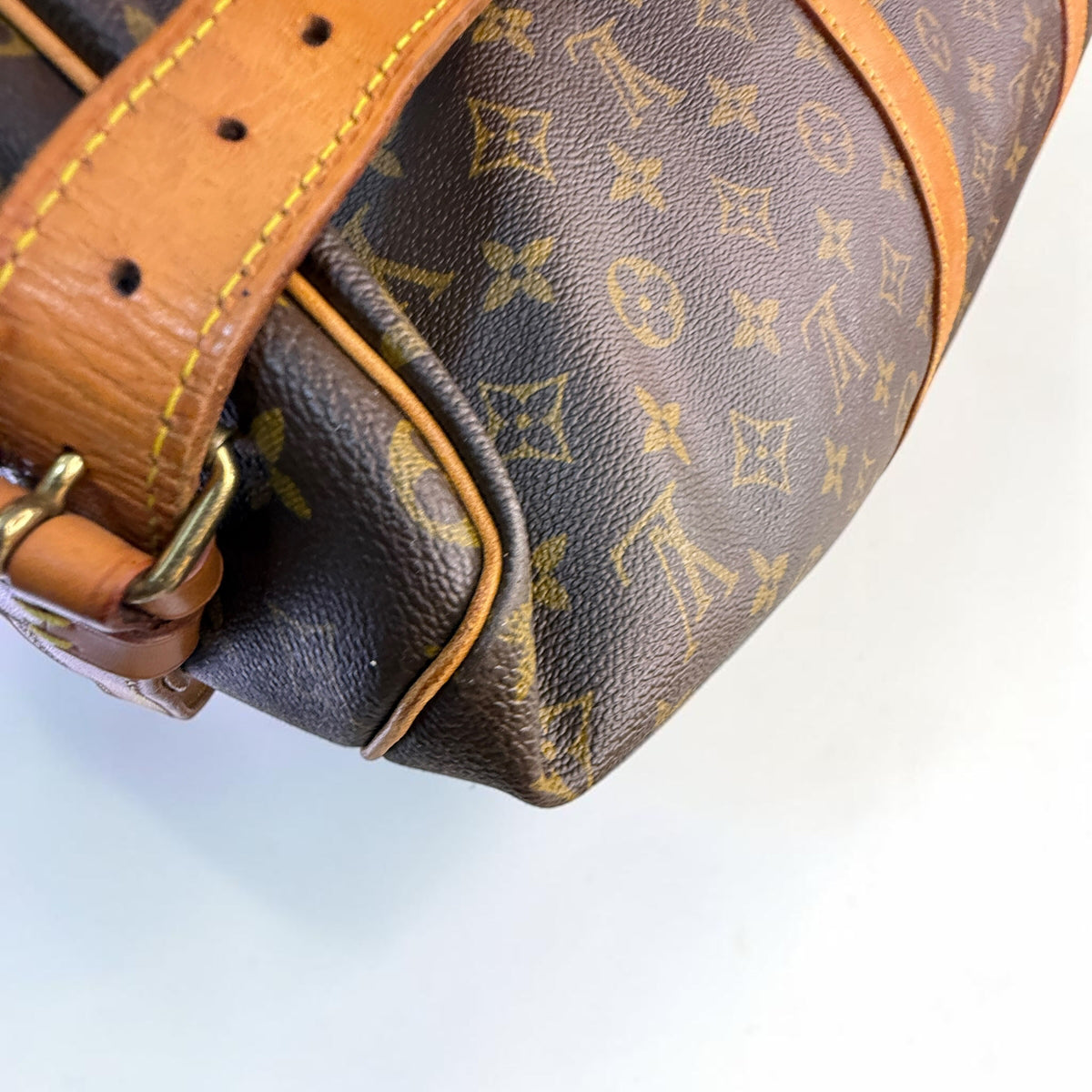 Louis Vuitton Keepall Bandoulière 60 Monogram Travel Bag