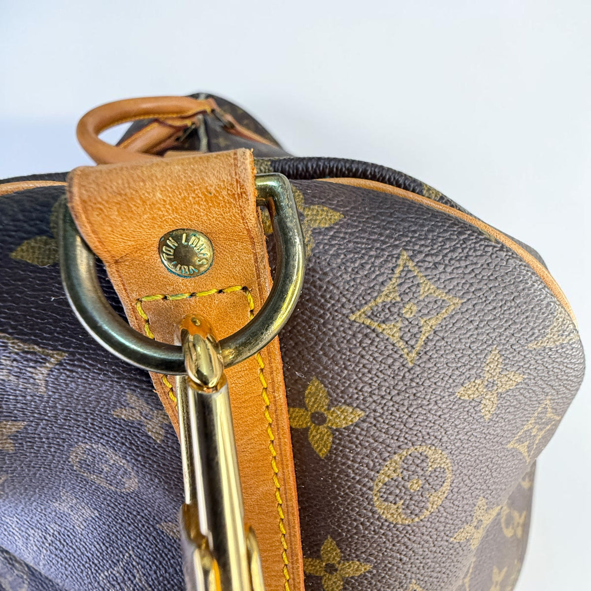 Louis Vuitton Keepall Bandoulière 60 Monogram Travel Bag