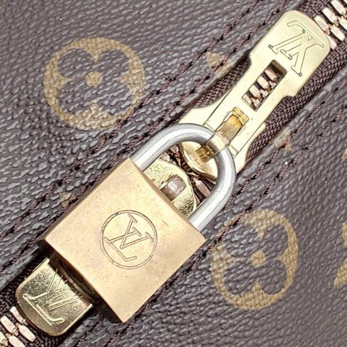 Louis Vuitton Keepall 45 Monogram Travel  Boston Bag