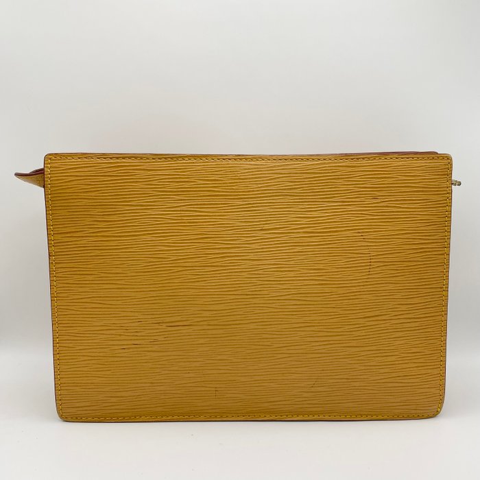 Louis Vuitton Epi  Clutch Vintage 2 Way CrossbodyPouch