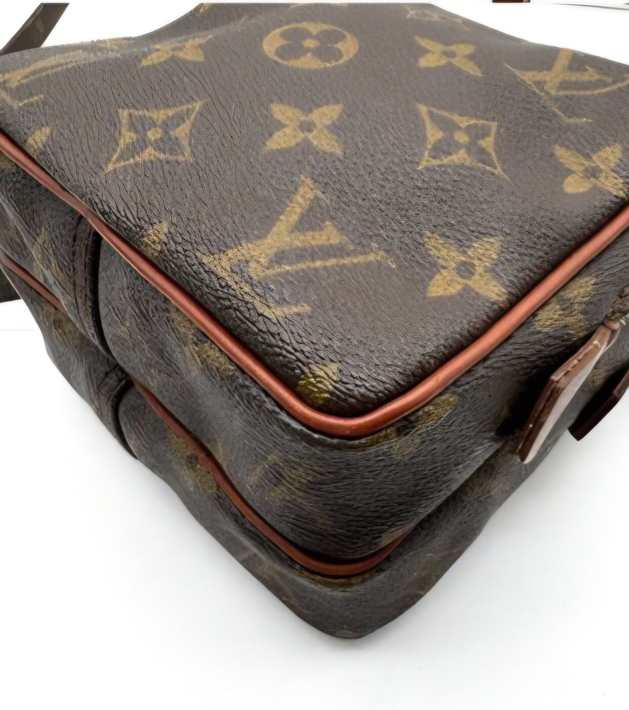 Louis Vuitton Amazone Monogram  Vintage Crossbody Bag