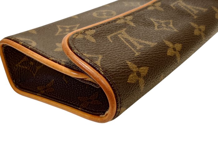 Louis Vuitton Pochette Florentine Monogram Mini Belt / bumbag