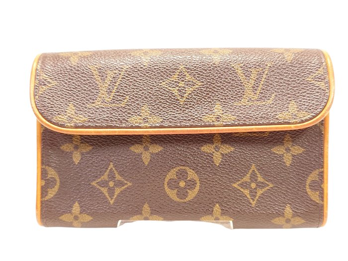 Louis Vuitton Pochette Florentine Monogram Mini Belt / bumbag