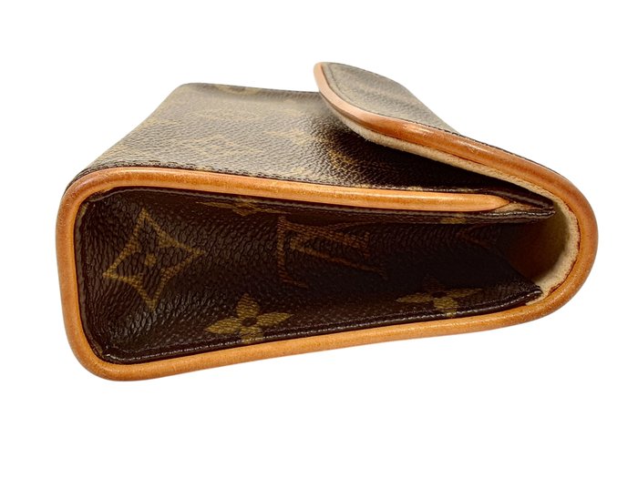 Louis Vuitton Pochette Florentine Monogram Mini Belt / bumbag