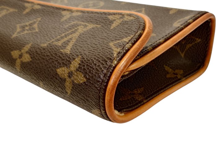Louis Vuitton Pochette Florentine Monogram Mini Belt / bumbag
