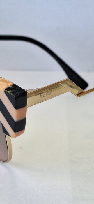Fendi FF Cat Eye Sunglasses Pink Black Gold