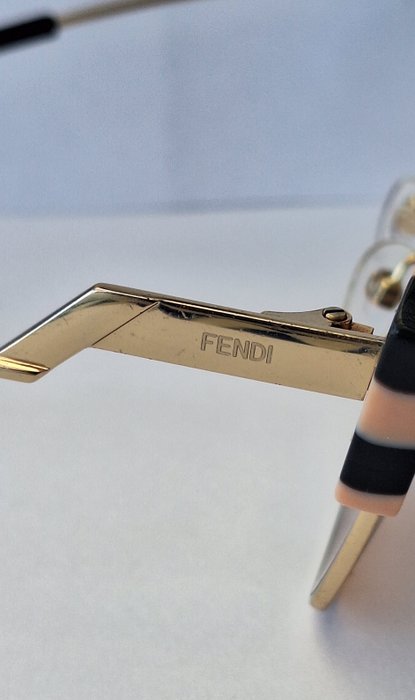 Fendi FF Cat Eye Sunglasses Pink Black Gold