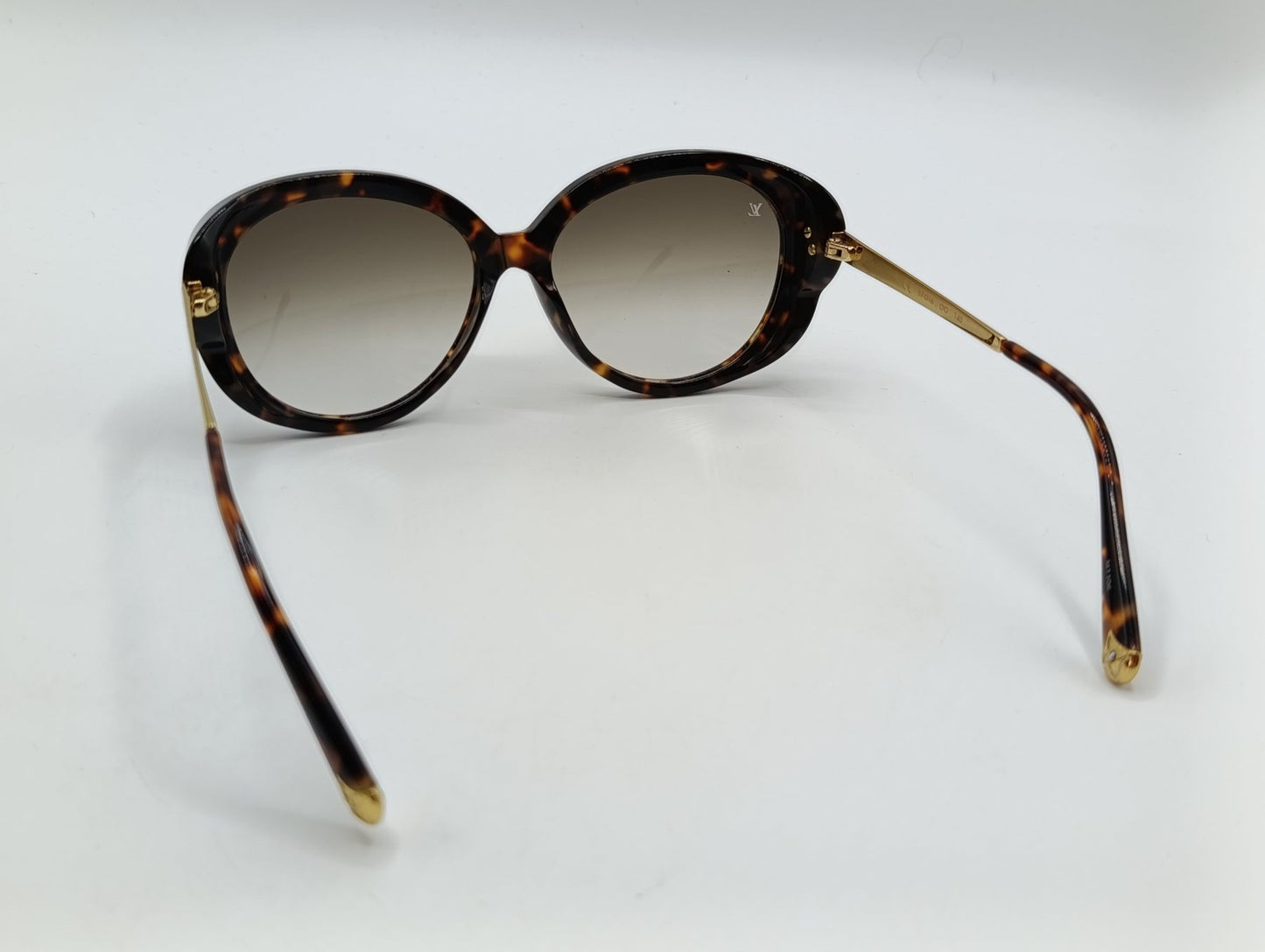 Louis Vuitton Z0596W Lunettes de soleil œil-de-chat écaille de tortue de créateur