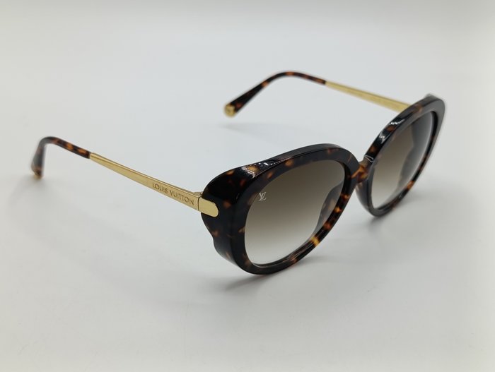 Louis Vuitton Z0596W Lunettes de soleil œil-de-chat écaille de tortue de créateur