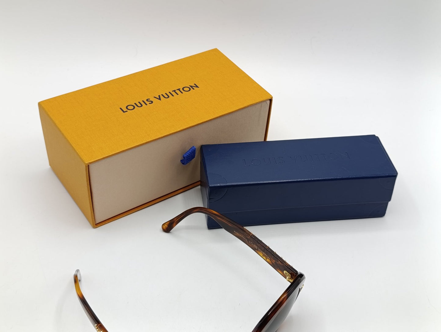 Louis Vuitton La Piscine Sunglasses Z1050U Tortoiseshell Designer Shades