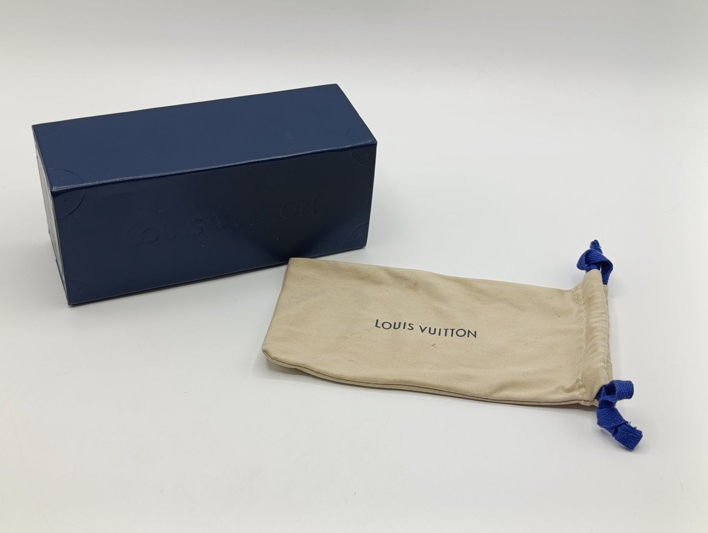 Louis Vuitton Charlotte Monogram Sunglasses Z0781W Black Designer Shades