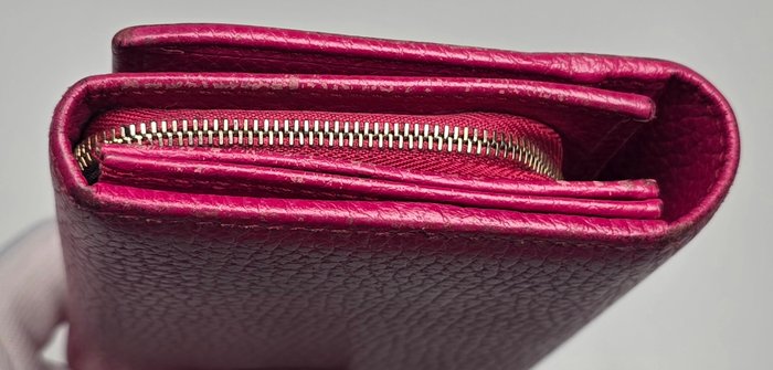 Gucci Pink Leather Long Bifold Wallet