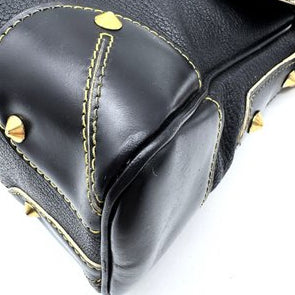 Louis Vuitton Suhali L’Essentiel Shoulder Bag – Noir Black Leather