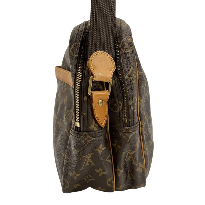 Louis Vuitton Monogram Reporter GM Shoulder Bag – Brown