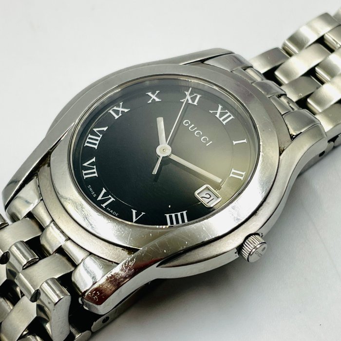 Gucci 5500M Men's Quartz Watch – Black Roman Numeral Dial, Swiss Made