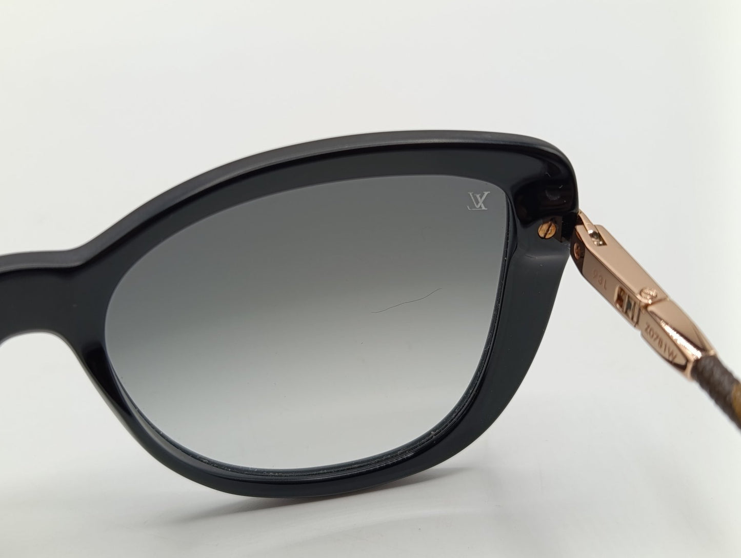 Louis Vuitton Charlotte Monogram Sunglasses Z0781W Black Designer Shades