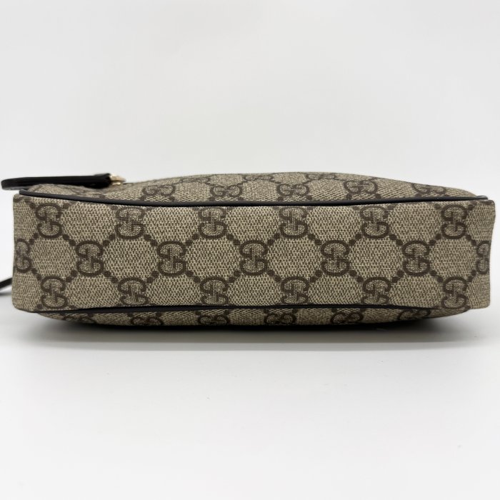 Gucci GG Supreme Front-Zip Crossbody Bag – Beige & Brown