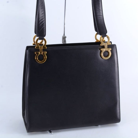Salvatore Ferragamo Black Leather Shoulder Bag – Calf Leather