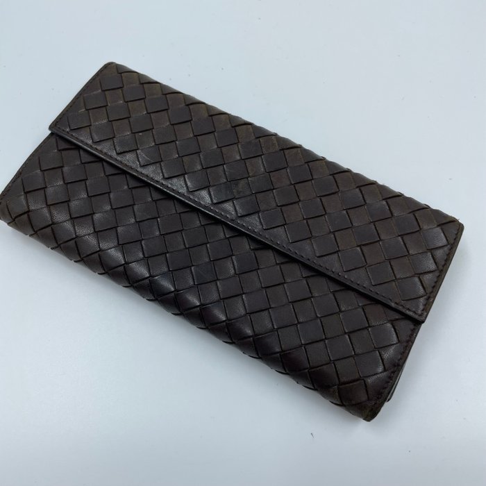 Bottega Veneta Intrecciato Continental Long Wallet –  Brown Leather