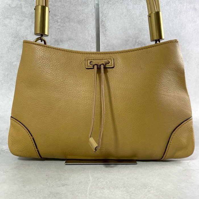 Gucci Mustard Leather Shoulder Bag — Style Code 108964