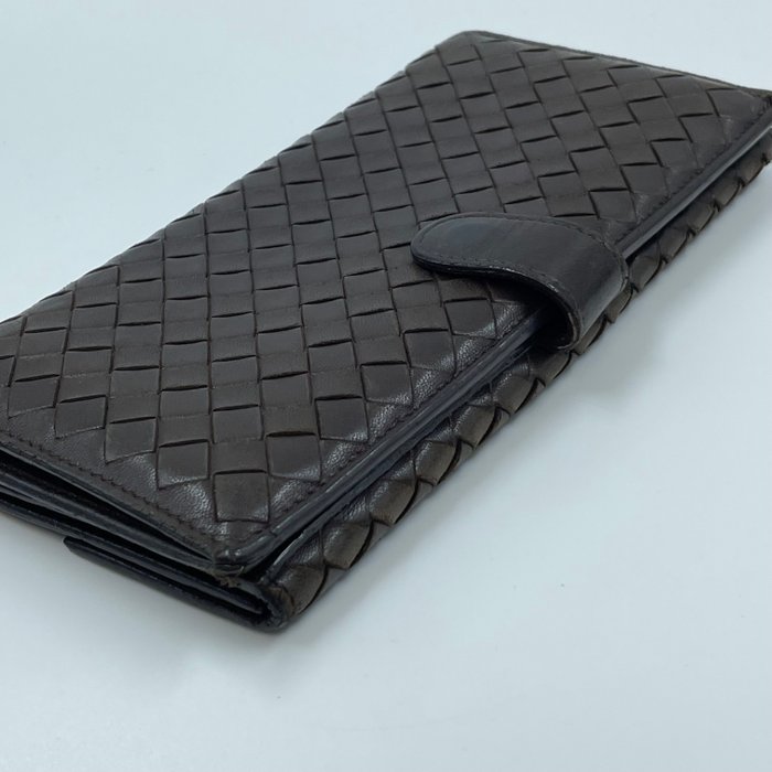 Bottega Veneta Intrecciato Continental Long Wallet –  Brown Leather