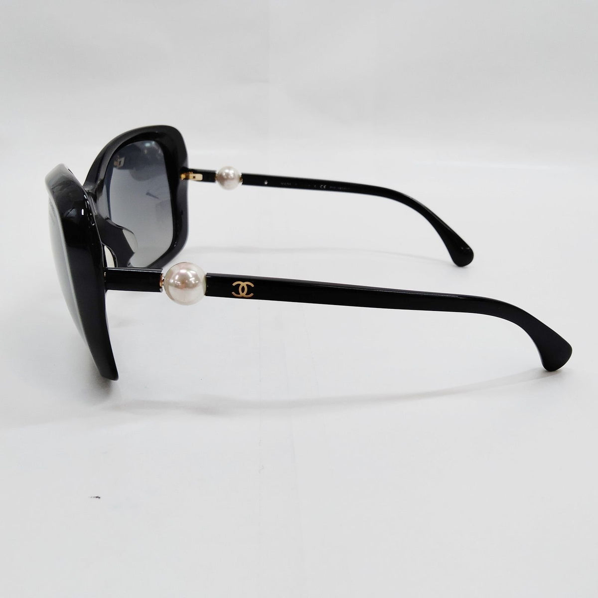Chanel 5303-H Pearl Polarized Sunglasses