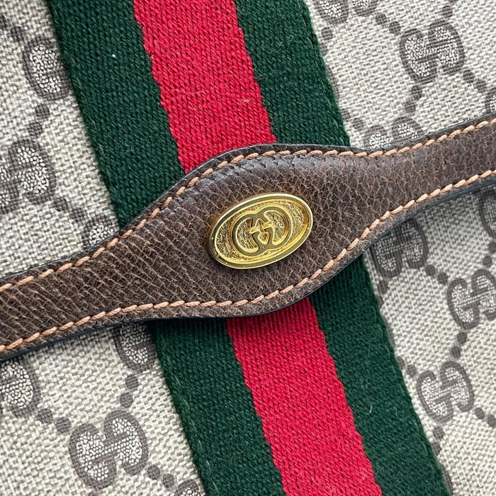 Gucci GG Supreme Web Clutch Bag – Vintage