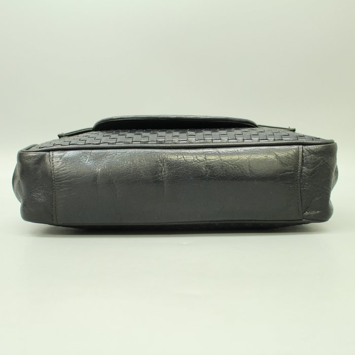 Fendi Vintage Woven Leather Shoulder Bag – Black & Deep Blue