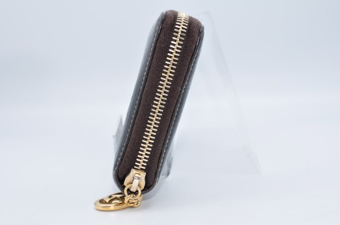 Gucci Brown Leather Zip-Around Wallet