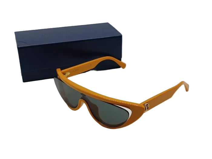 Louis Vuitton Sunglasses – Orange Resin . Gold-Tone hardware