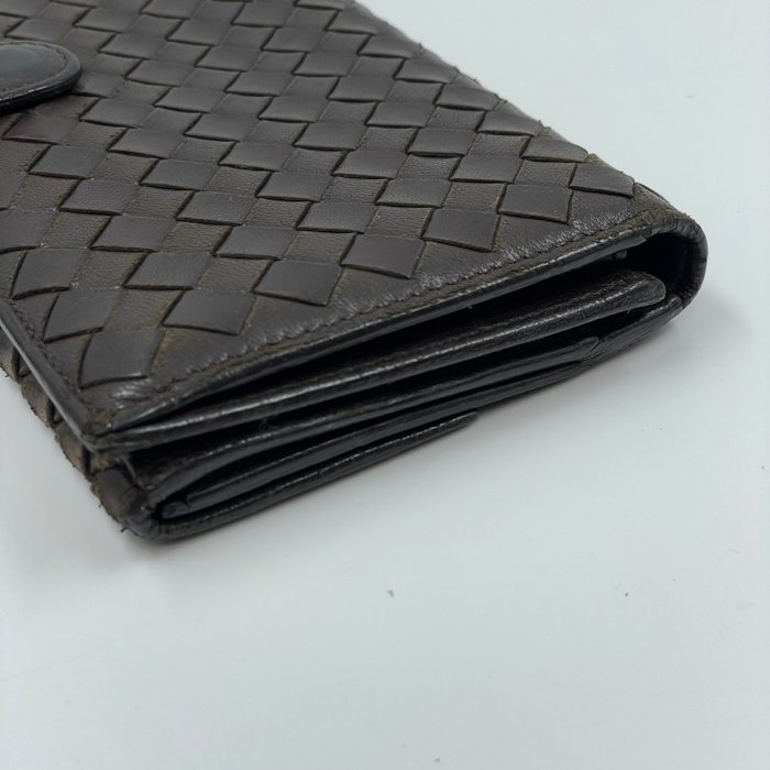 Bottega Veneta Intrecciato Continental Long Wallet –  Brown Leather