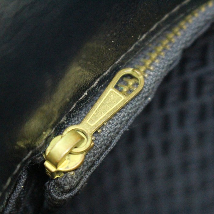 Fendi Vintage Woven Leather Shoulder Bag – Black & Deep Blue