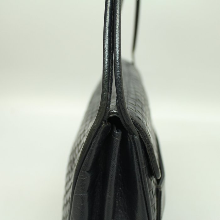Fendi Vintage Woven Leather Shoulder Bag – Black & Deep Blue