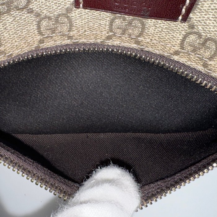 Gucci GG Supreme Front-Zip Crossbody Bag – Beige & Brown