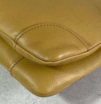 Gucci Mustard Leather Shoulder Bag — Style Code 108964